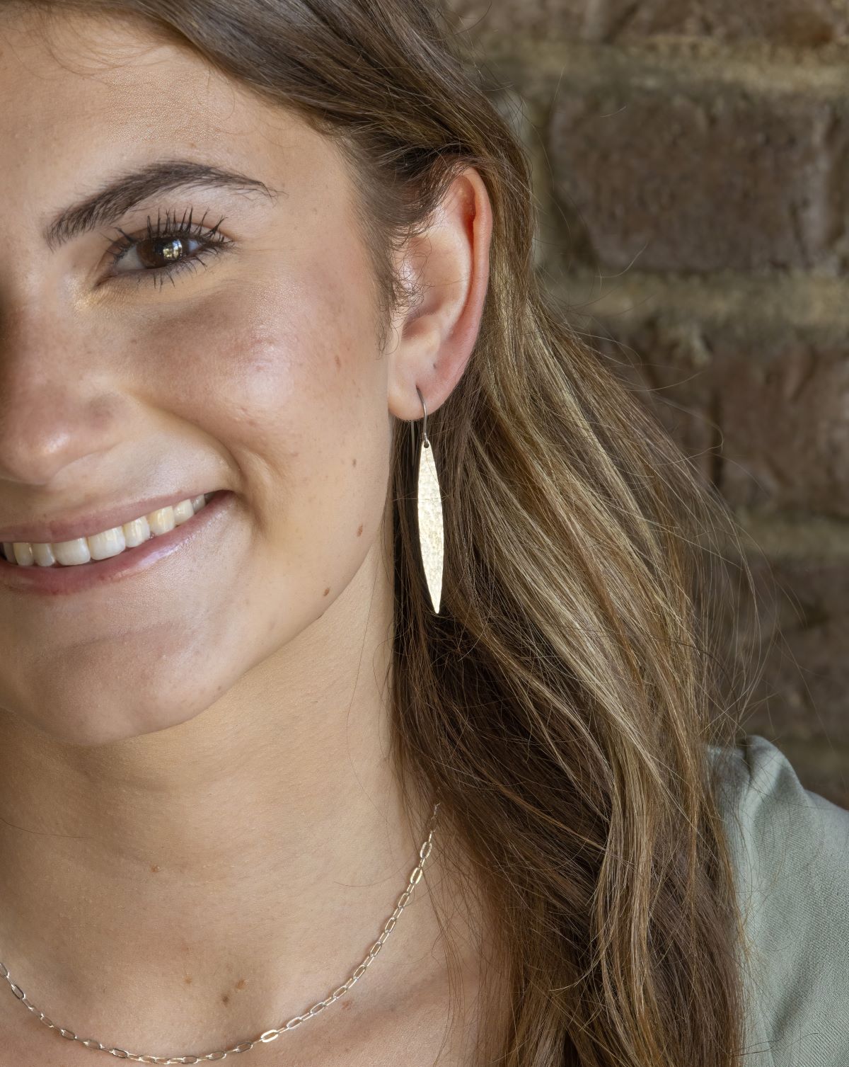 small lightweight silver hammered earrings
